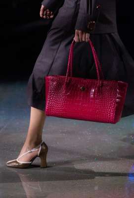 CHANEL Fall Winter 2026 Crocodile Embossed Shopping Bag