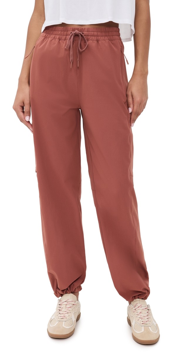 Beyond Yoga Peak Pants Opulent Auburn