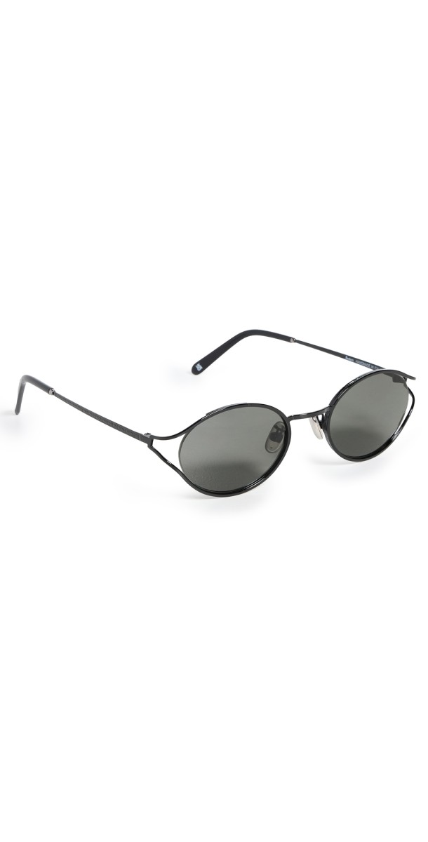 Illesteva Maria Black Sunglasses Black/Grey