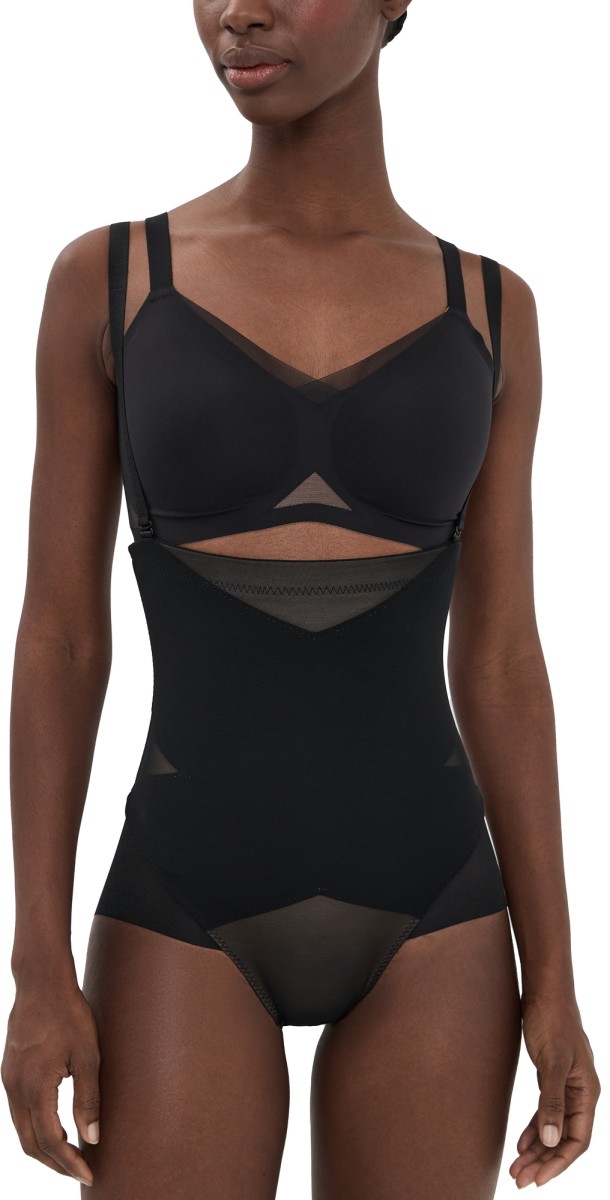 Honeylove Superpower Briefs Runway