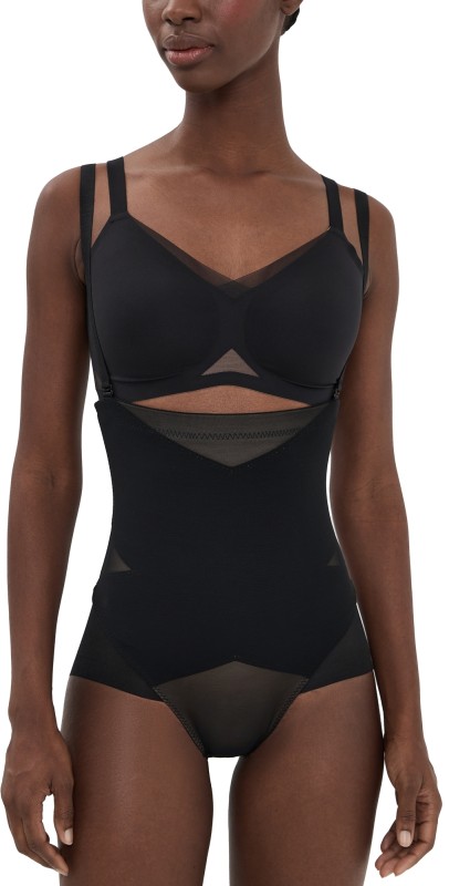 Honeylove Superpower Briefs Runway