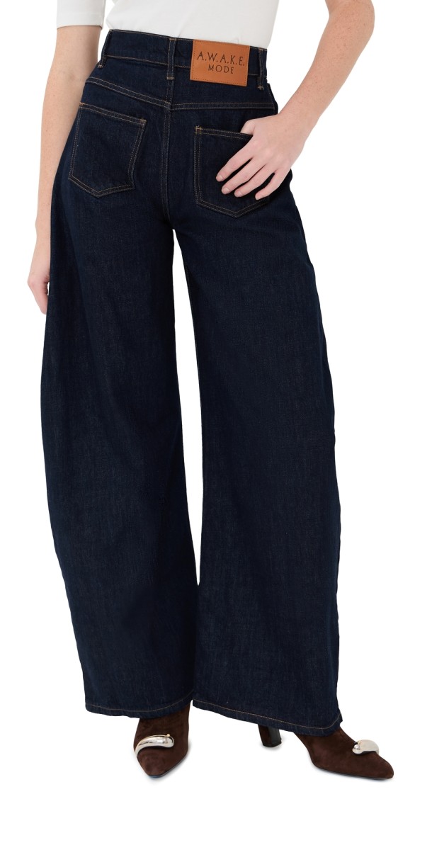 A. W.A. K.E. MODE Rounded Rinse Wash Jeans Indigo Rinse Wash