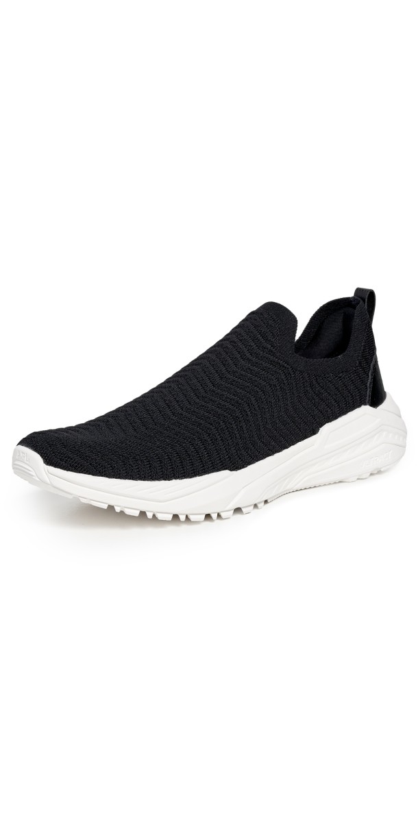 APL Techloom Traveler Sneakers Black/Ivory