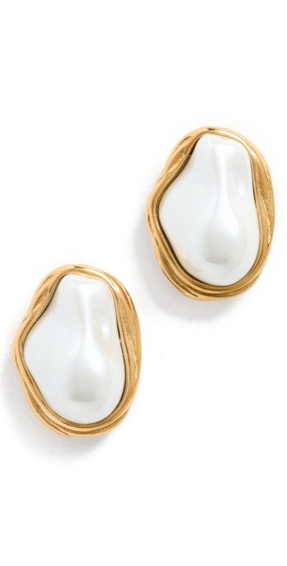 SHASHI Bezel Baroque Pearl Studs Gold/Pearl
