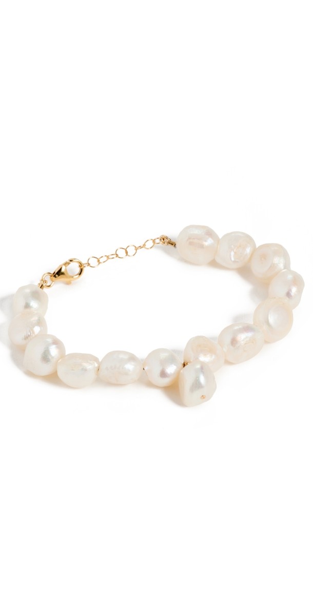 Galley Los Angeles Pearl On Pearl Drop Bracelet White Pearl
