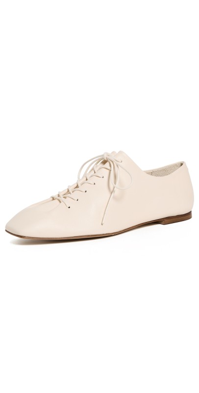 AEYDE Isla Nappa Leather Creamy Flats Creamy