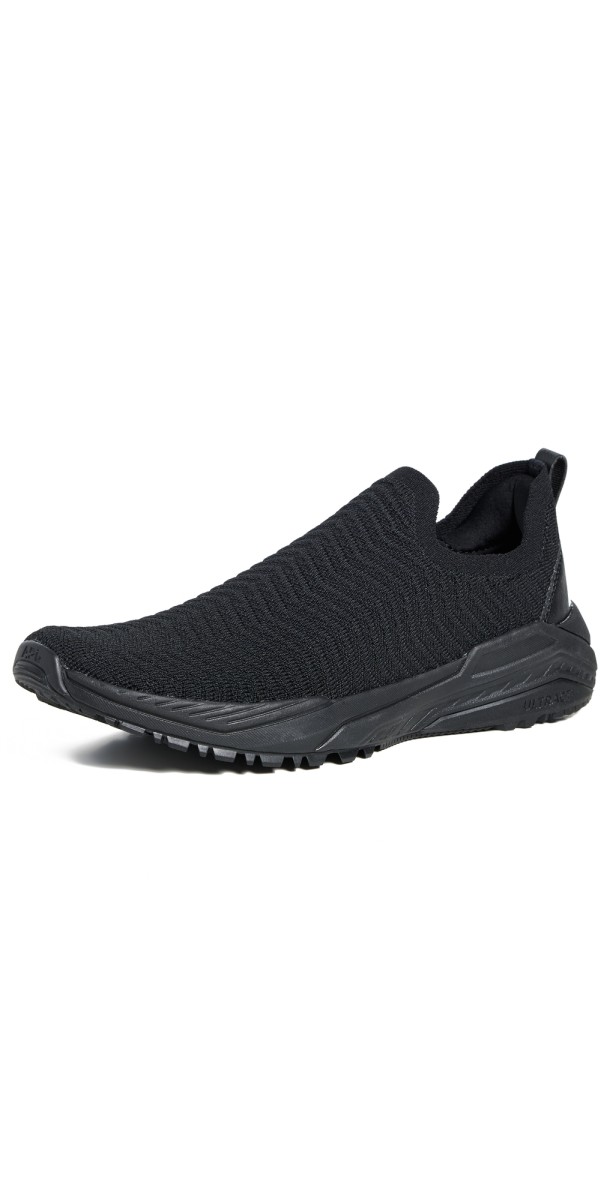 APL Techloom Traveler Sneakers Black/Black/Ivory