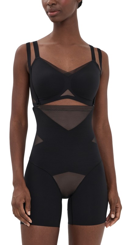 Honeylove Superpower Girl Shorts Runway