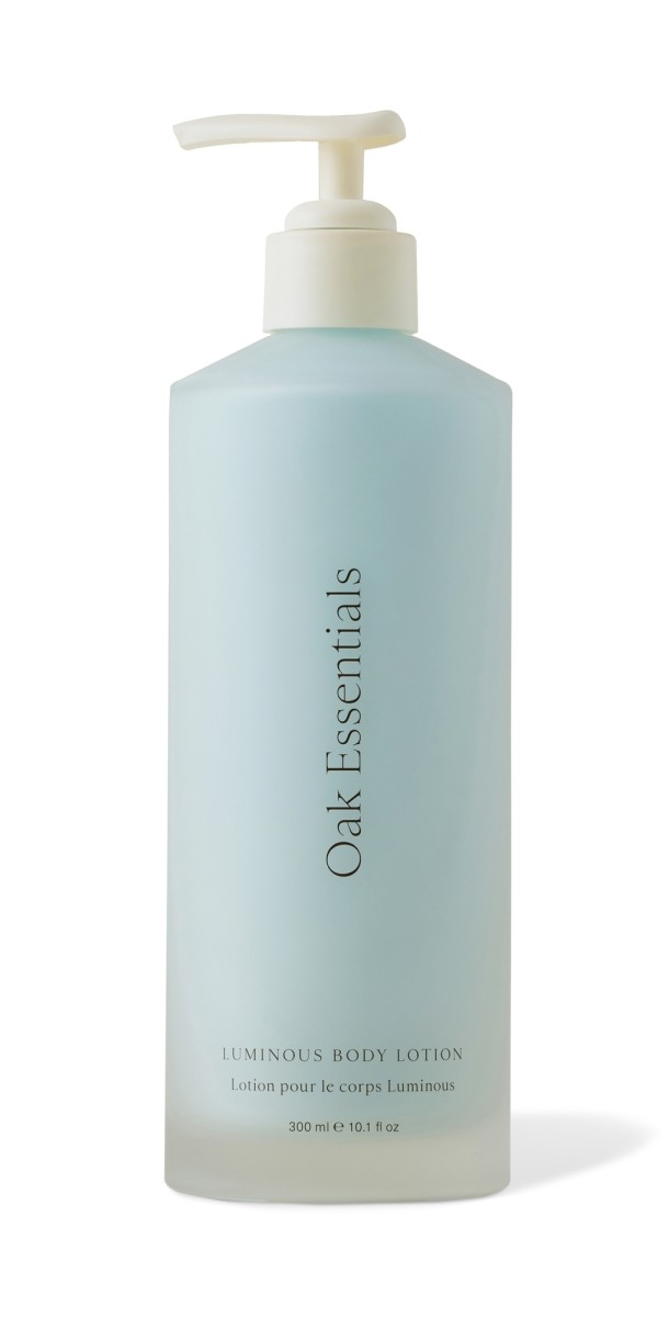 Oak Essentials Luminous Body Lotion No Color