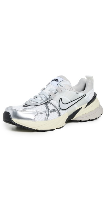 Nike Nike V2K Run Sneakers Summit White/Metallic Silver
