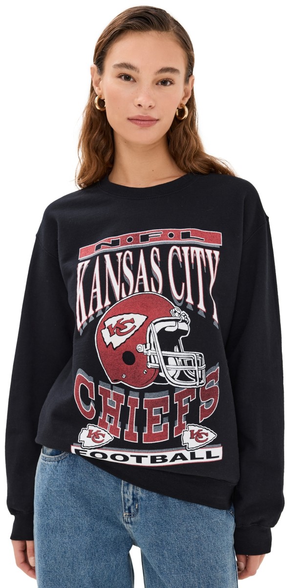 Junk Food Chiefs Helmet Crew Sweatshirt Black