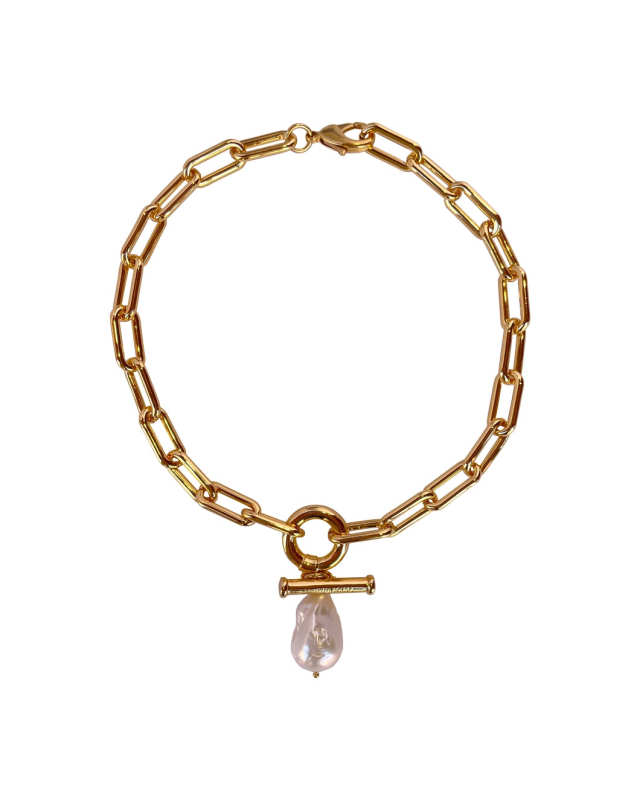 Gold Chain With White Pearl Pendant