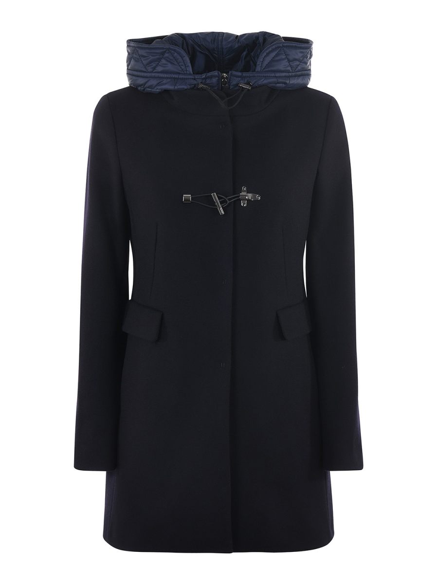 Fay Manteau Court - Toggle