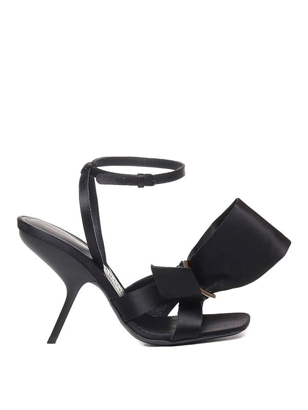 Salvatore Ferragamo Sandales - Noir