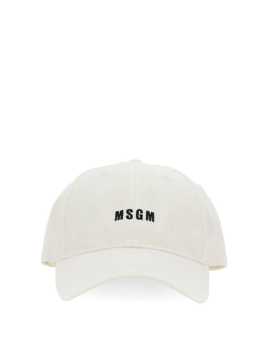 M. S.G. M. Chapeau - Blanc