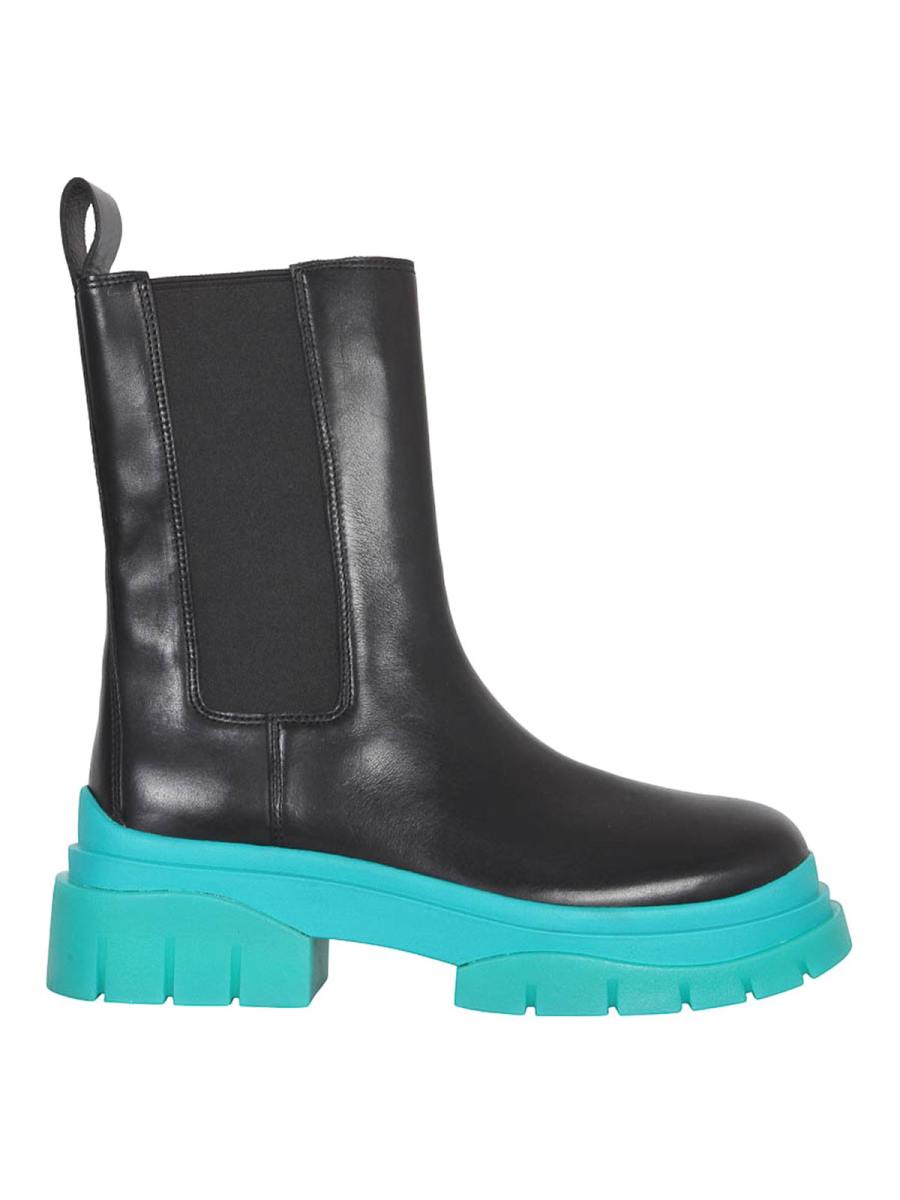 Ash Bottes - Storm