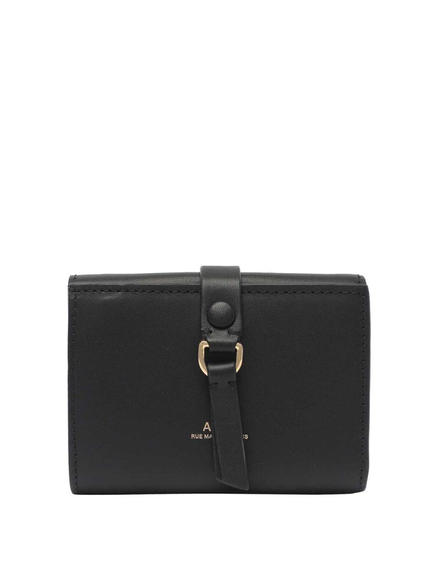 A. P.C. Portefeuilles - Noa