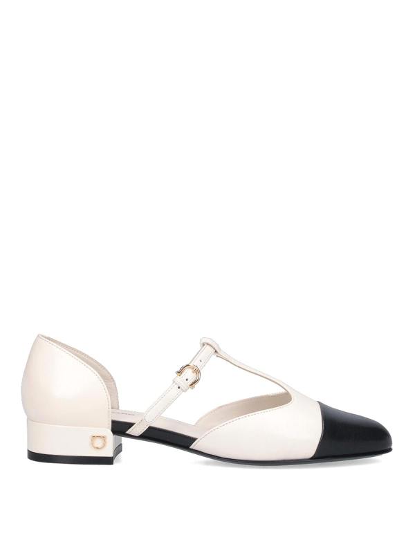 Ferragamo Ballerines - T-Strap