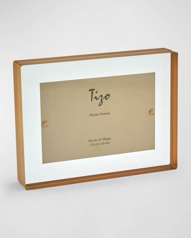 LUCITE FLOATING FRAME, 4" x 6"
