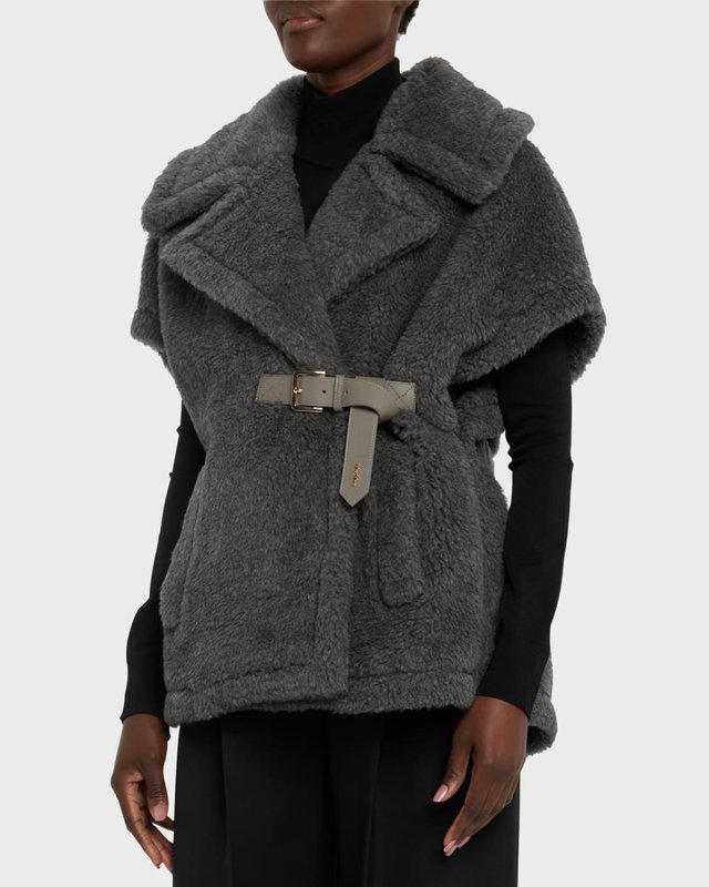 Abavo2 Teddy Cape With Buckl