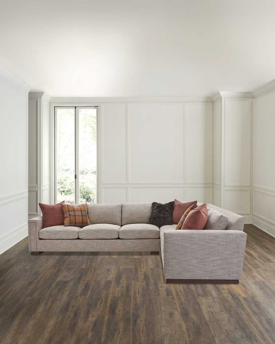 Locarno Right Return Sectional