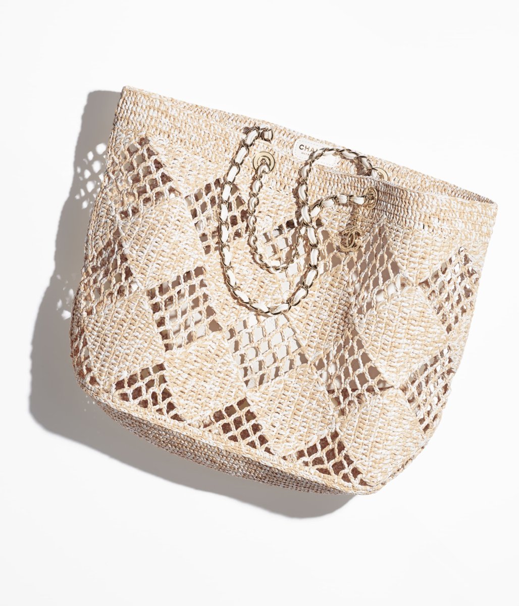 CHANEL MAXI SHOPPING BAG