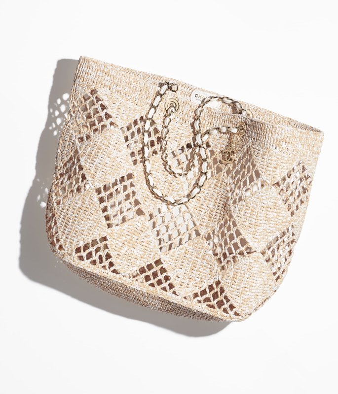 CHANEL MAXI SHOPPING BAG