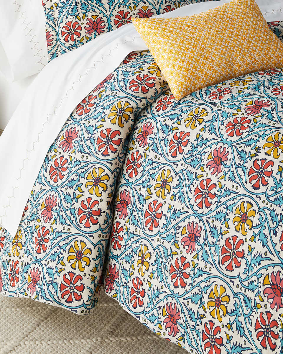 Yuvan Duvet Set,