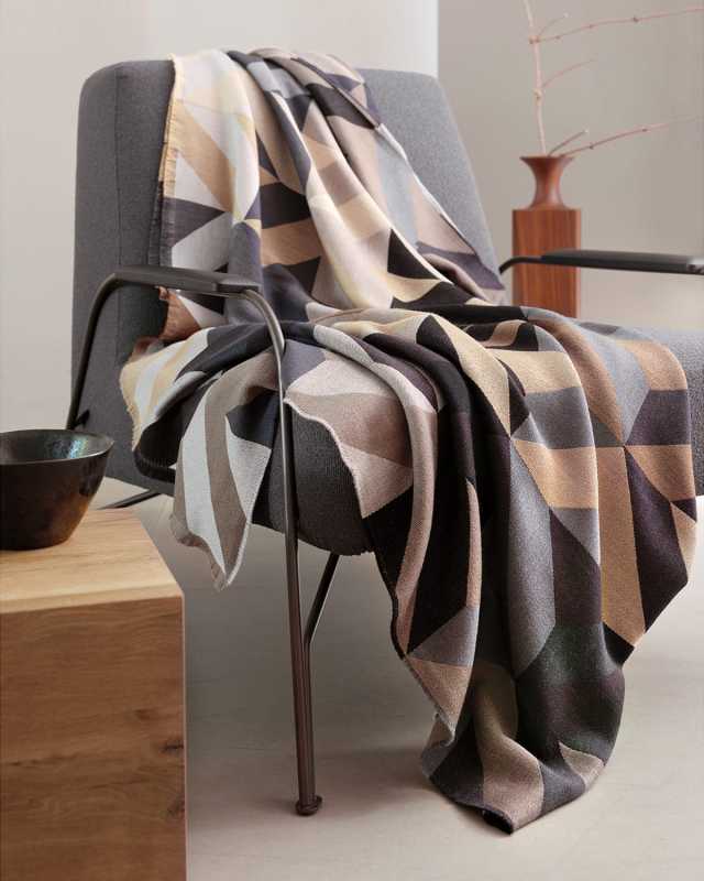 Orlando Wool Throw, 59" x 79"