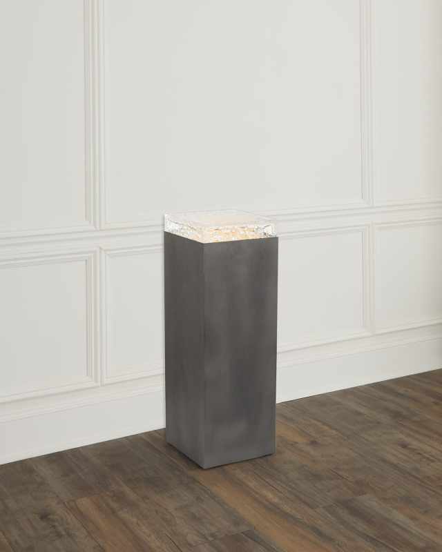 Edda Pedestal IV