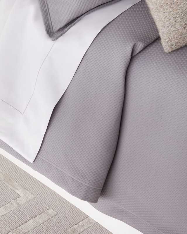 Perrio Matelasse King Coverlet
