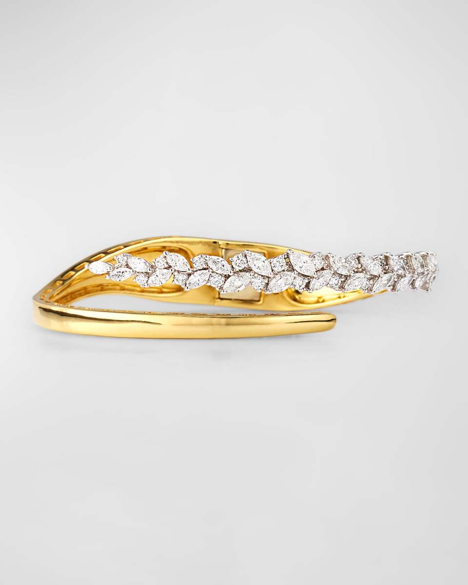 18k Yellow Gold Strada Diamond Bangle Bracelet