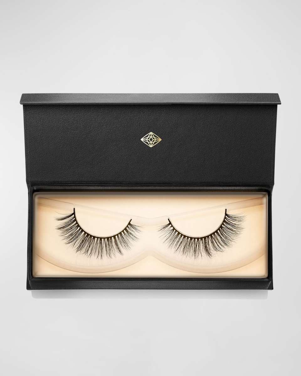 Visionary Lashes 007