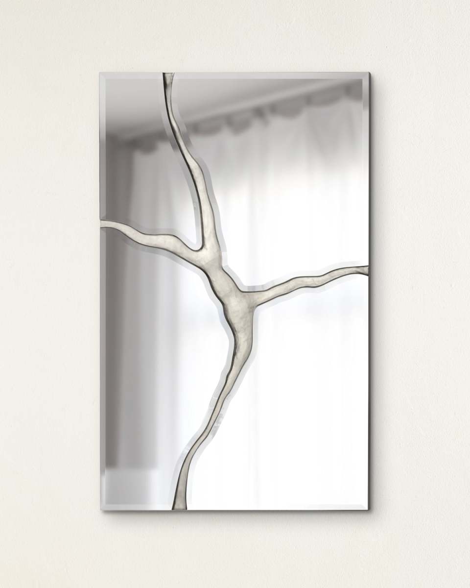 Revne Mirror