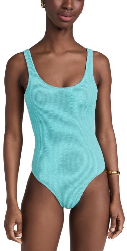 Good American Always Fits Tank One Piece Pool005