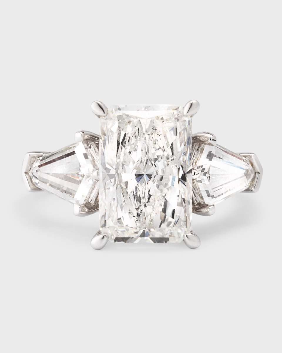 Lab Grown Diamond 18K White Gold Radiant and Coffin Ring, Size 7