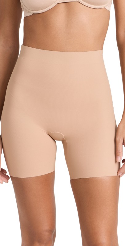 Wacoal Shape Revelation Low Plunge Shaper Black