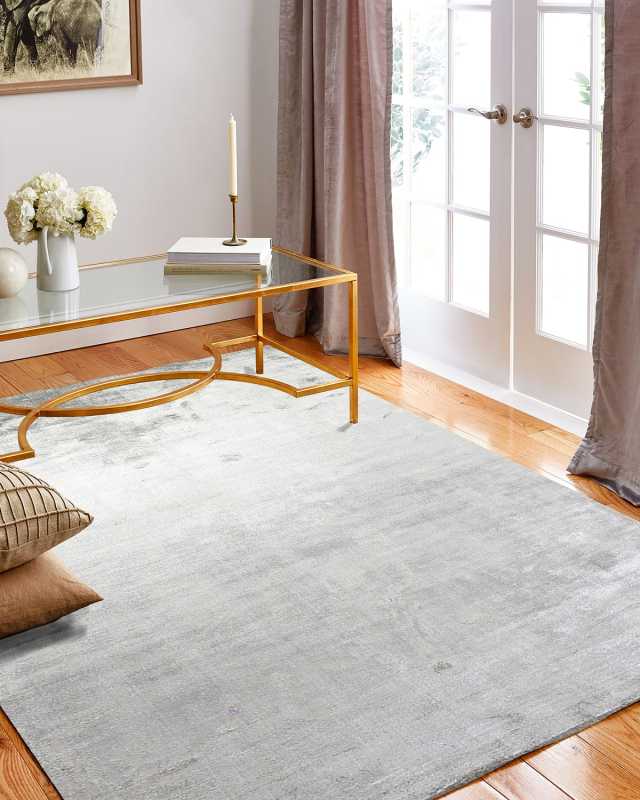 Valencia Hand-Loomed Rug,