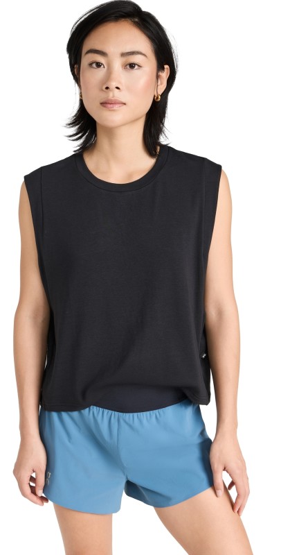 On Focus Crop Top Black