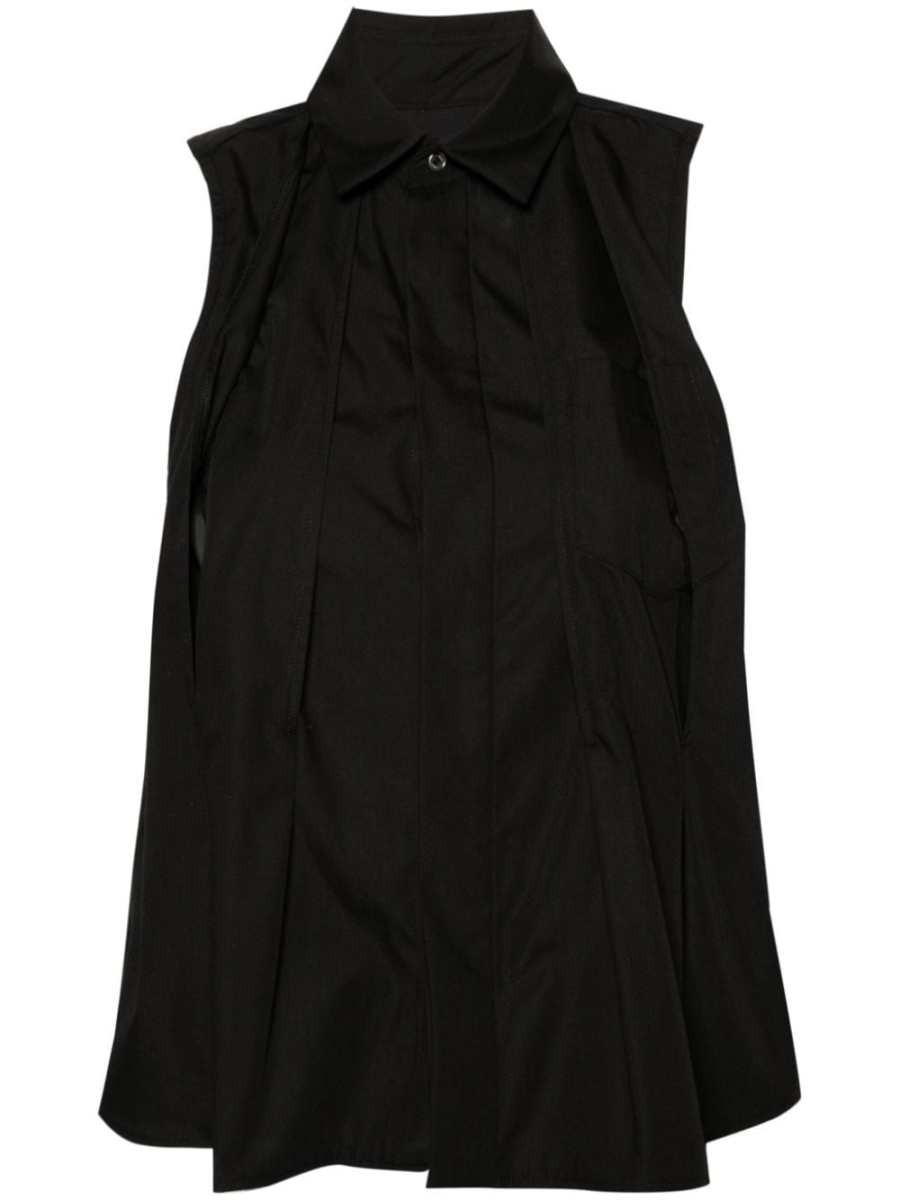 sleeveless pleated shirt