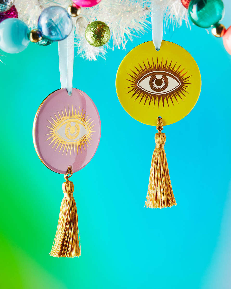 Le Wink Ornaments, Set of 2