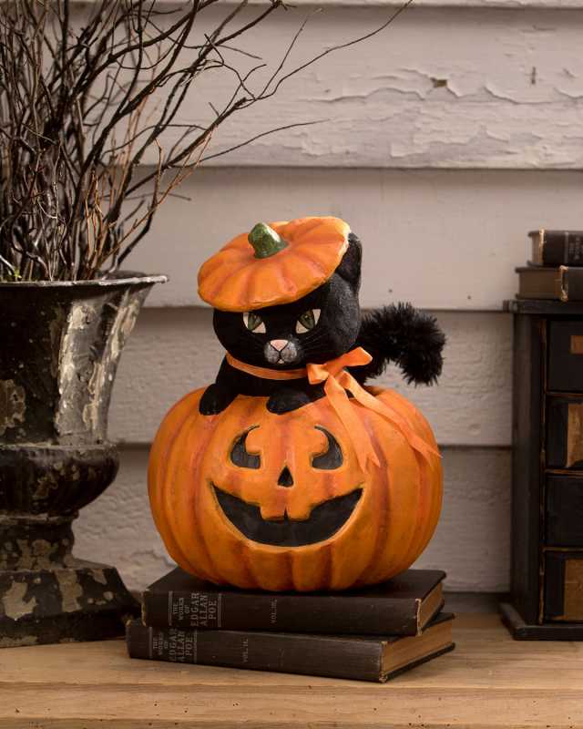 Kitty Cat In Jack Halloween Figurine