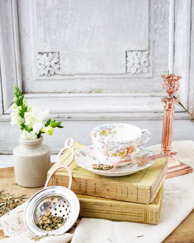 Vintage-Inspired Copper Tea Strainer