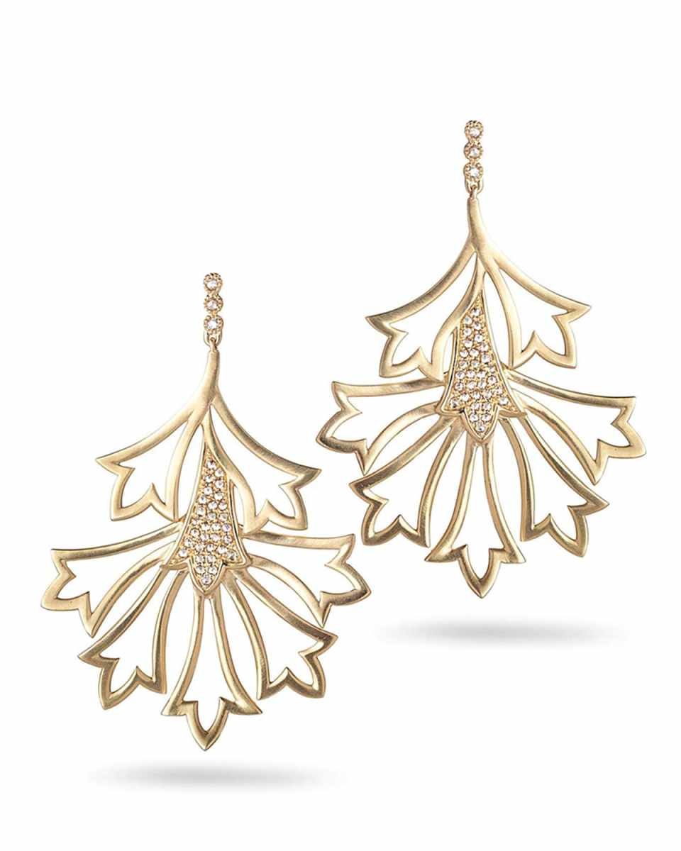 20K Sagrada Labyrinth Medium Diamond Earrings