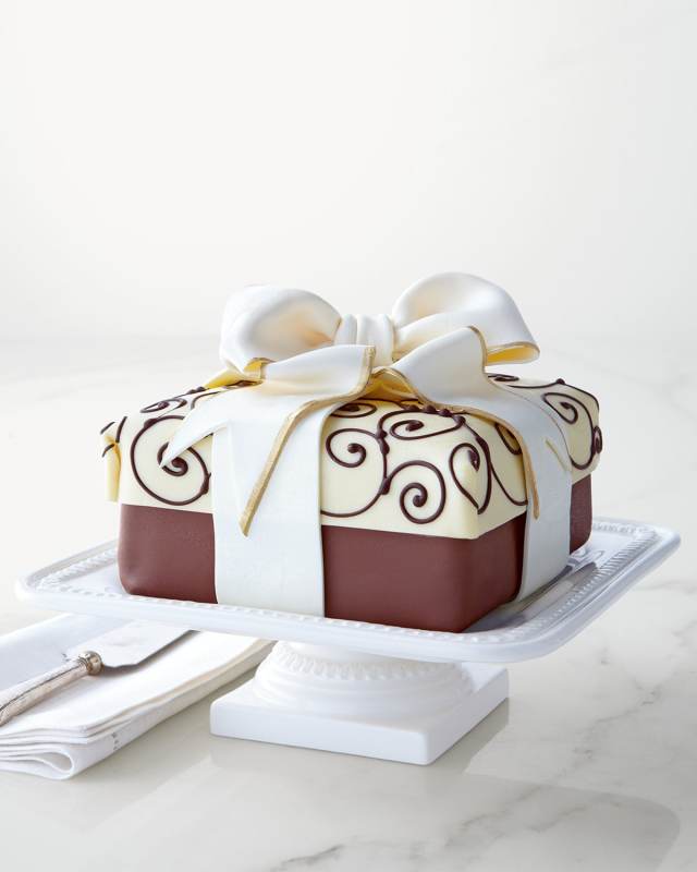 Traditional Elegance "Present" Cheesecake