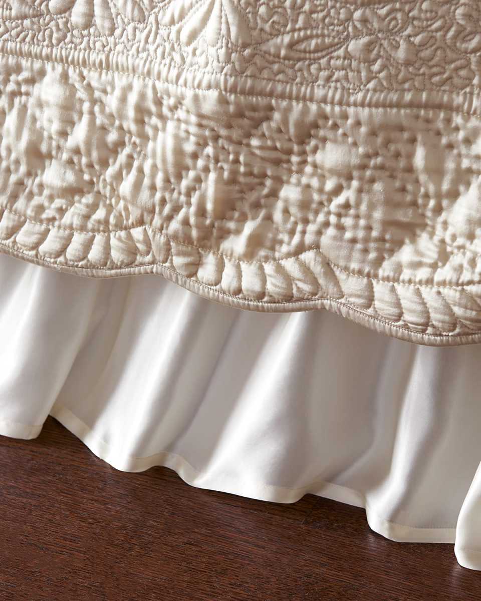 Tudor Dust Skirt,