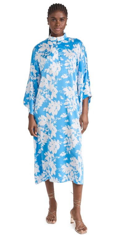 La Vie Style House Satin Leaf Caftan Blue & White