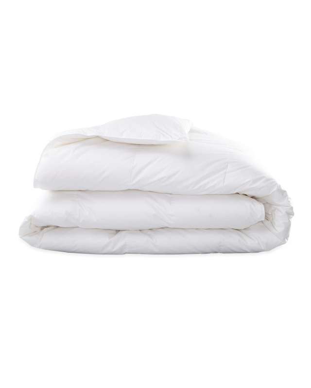 Valetto All-Season Queen Comforter