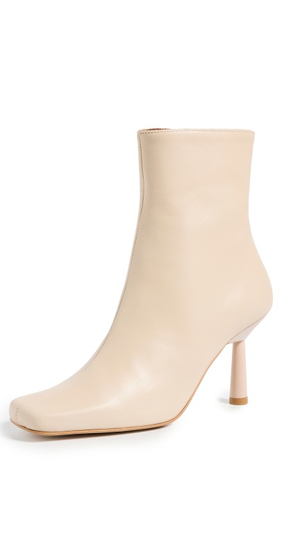 Alohas Frappe Leather Ankle Boots Cream