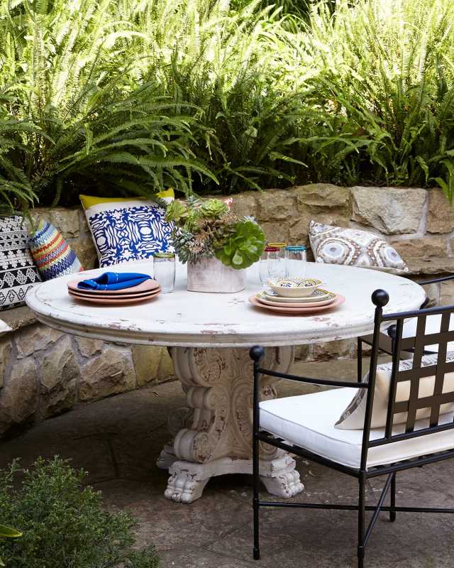 60" Scrollwork Outdoor Dining Table